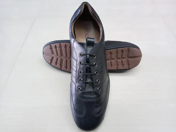 DU FOOT The Leather Store
